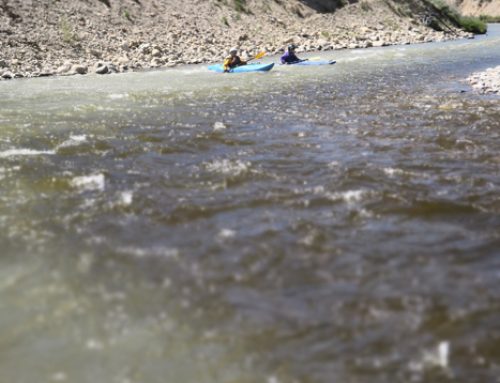 Gros Ventre kayaking with women of whitewater